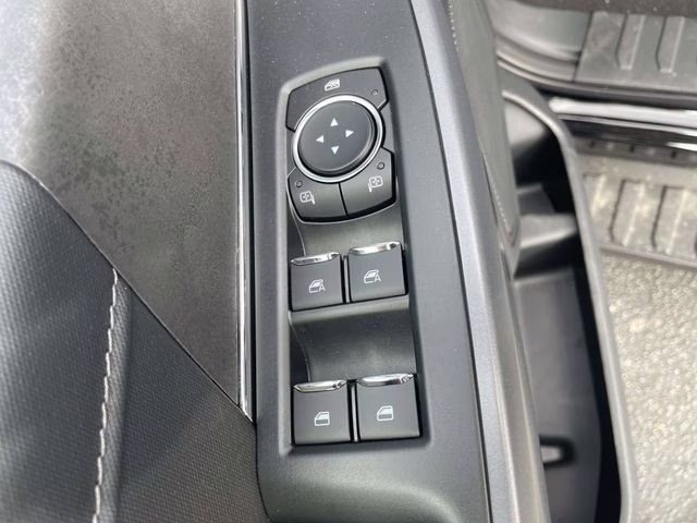 2025 Black Metallic Ford F-150 XLT 4X4 Truck