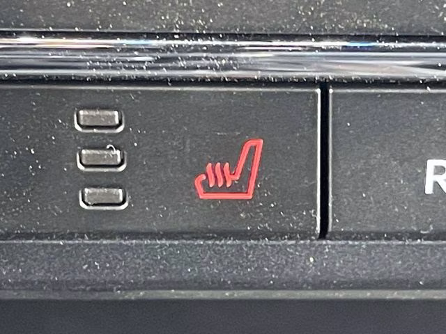 2025 Black Metallic Ford F-150 XLT 4X4 Truck