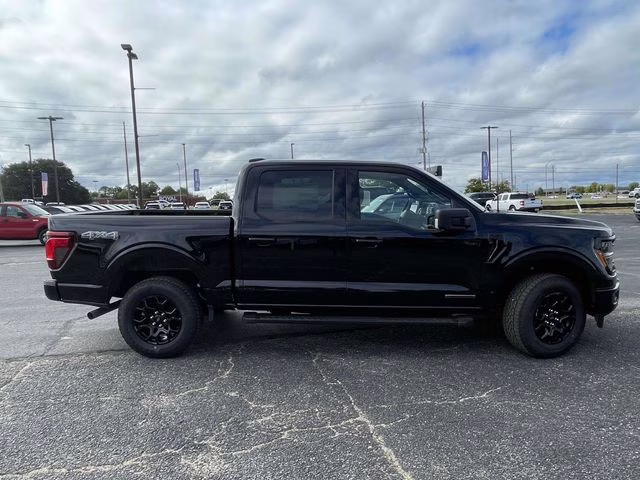 2025 Black Metallic Ford F-150 XLT 4X4 Truck