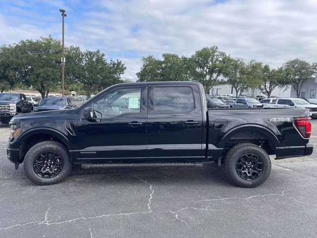 2025 Black Metallic Ford F-150 XLT 4X4 Truck
