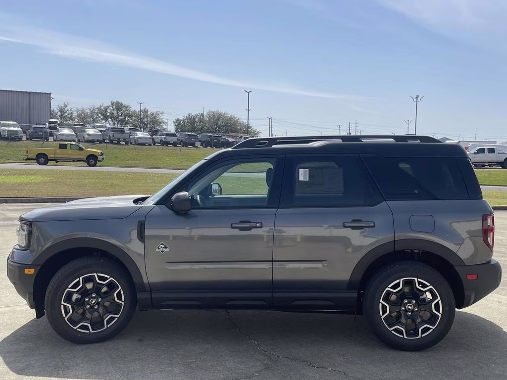 2025 Carbonized Gray Metallic Ford Bronco Sport Outer Banks 4X4 SUV