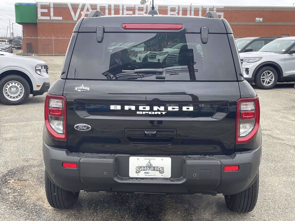 2025 Shadow Black Ford Bronco Sport Outer Banks 4X4 SUV