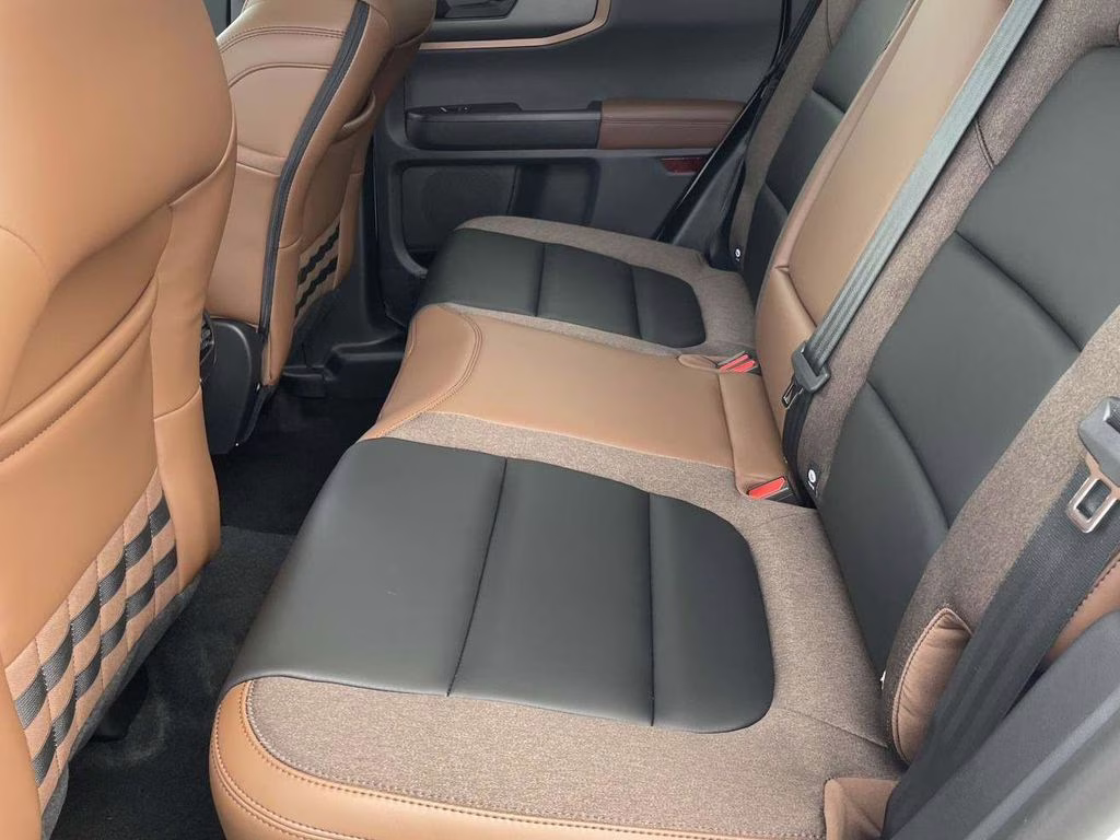 2025 Carbonized Gray Metallic Ford Bronco Sport Outer Banks 4X4 SUV