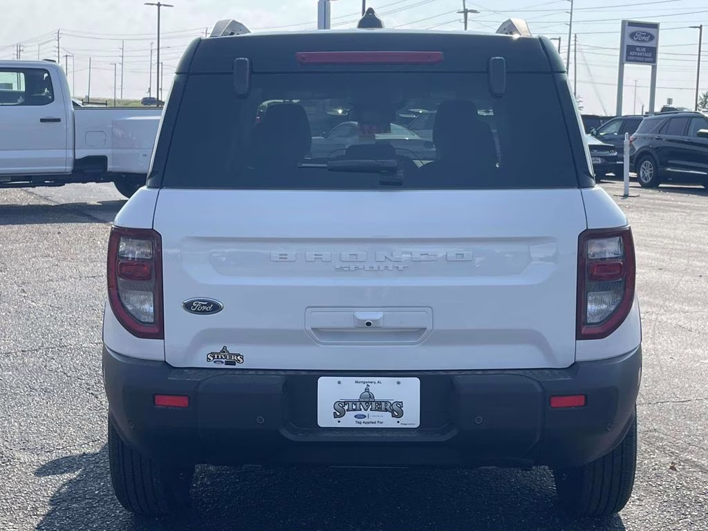 2025 Oxford White Ford Bronco Sport Outer Banks 4X4 SUV