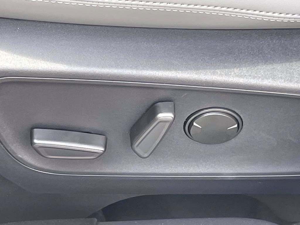 2025 Oxford White Ford Bronco Sport Badlands 4X4 SUV