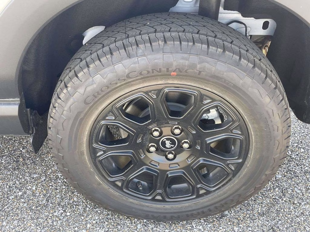 2025 Oxford White Ford Bronco Sport Badlands 4X4 SUV