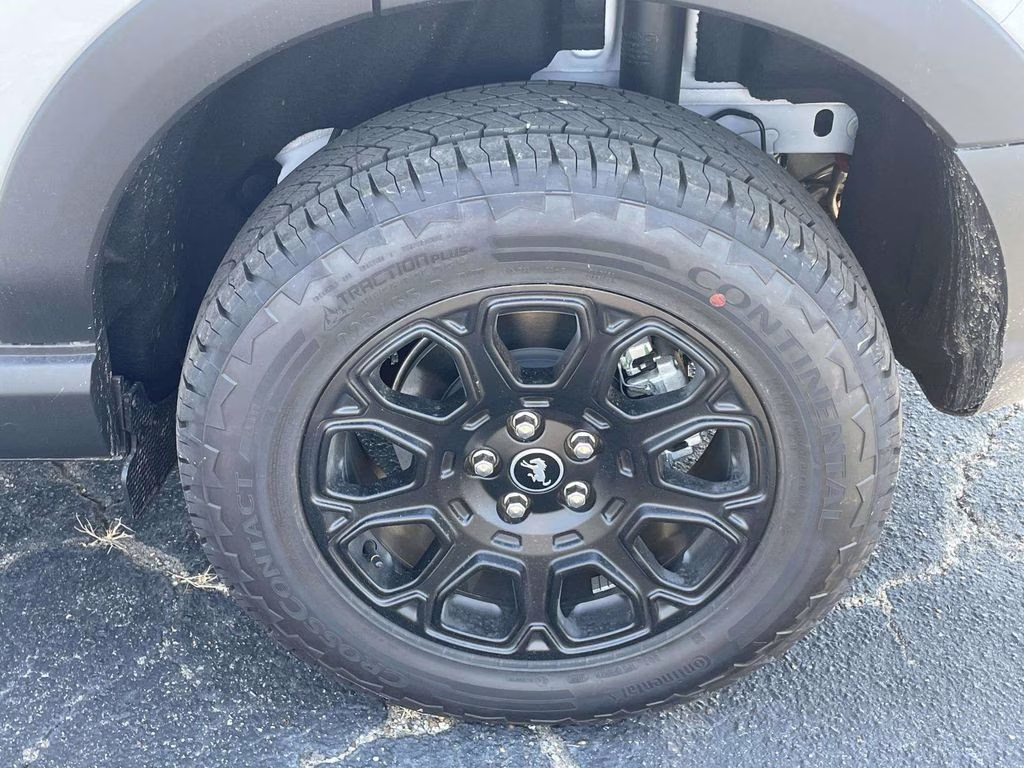 2025 Oxford White Ford Bronco Sport Badlands 4X4 SUV