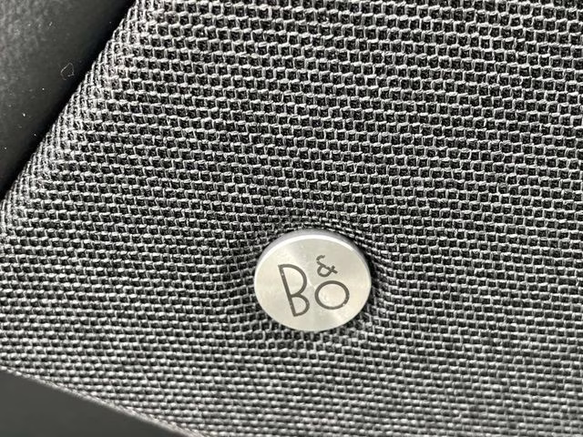 2025 White Metallic Ford Mustang Mach-E Premium RWD SUV