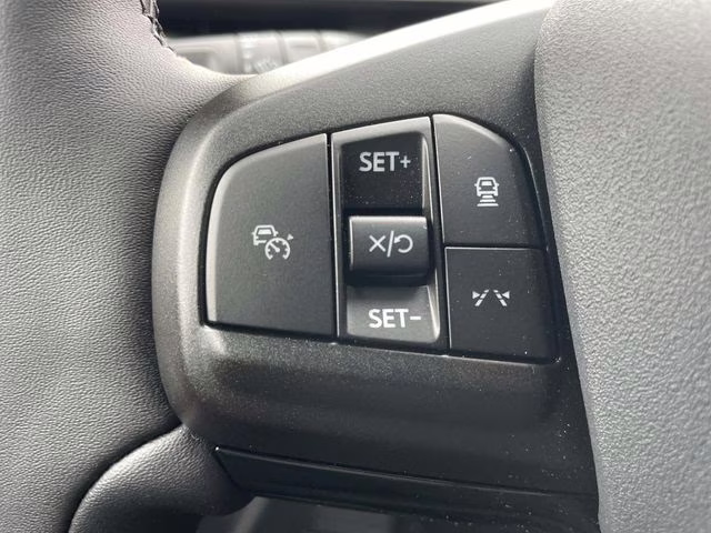 2025 White Metallic Ford Mustang Mach-E Premium RWD SUV