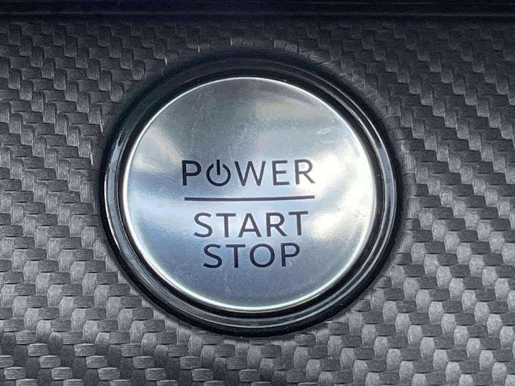 2025 Star White Metallic Tri-Coat Ford Mustang Mach-E Premium RWD SUV