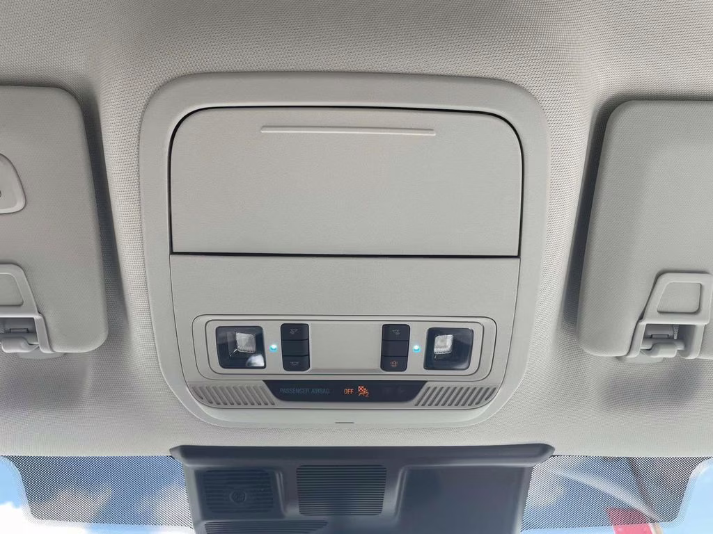 2025 Star White Metallic Tri-Coat Ford Mustang Mach-E Premium RWD SUV