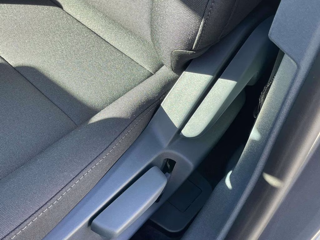 2026 Carbonized Gray Metallic Ford Maverick XL FWD Truck