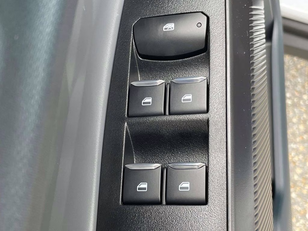 2026 Space White Metallic Ford Maverick XL AWD Truck