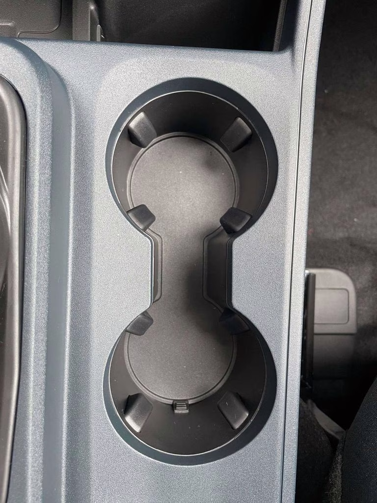 2026 Space White Metallic Ford Maverick XL AWD Truck