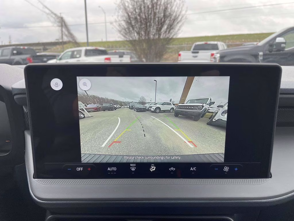 2026 Space White Metallic Ford Maverick XL AWD Truck