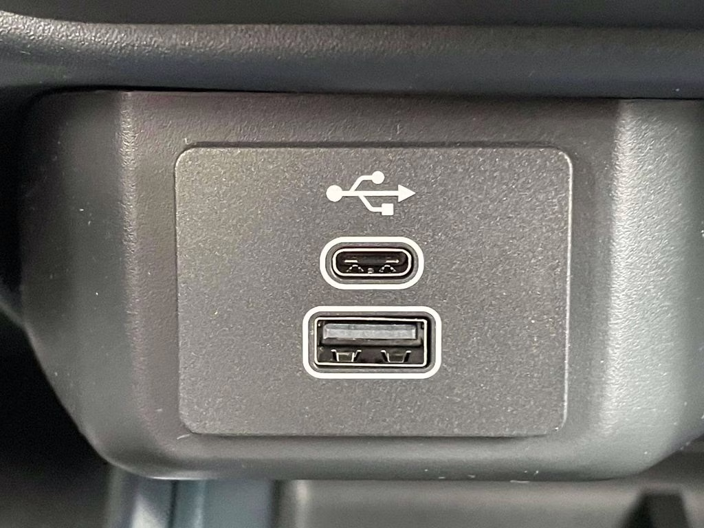 2026 Space White Metallic Ford Maverick XL AWD Truck