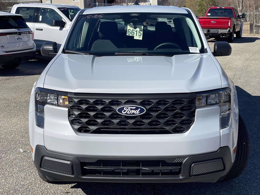 2026 Space White Metallic Ford Maverick XL AWD Truck