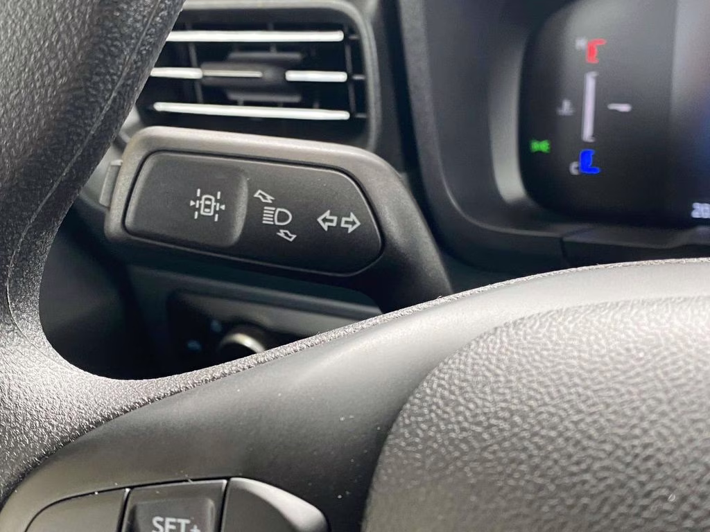 2025 Gray Metallic Ford Maverick XL AWD Truck