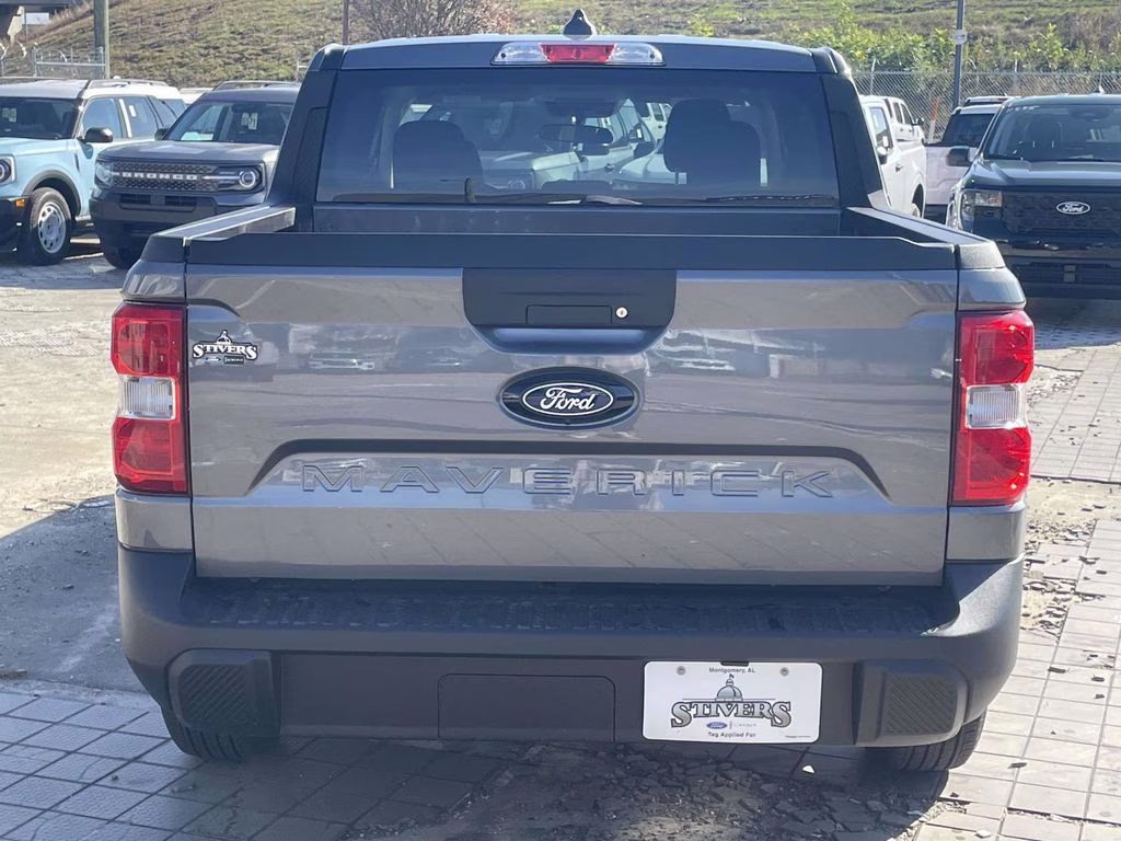 2025 Gray Metallic Ford Maverick XL AWD Truck