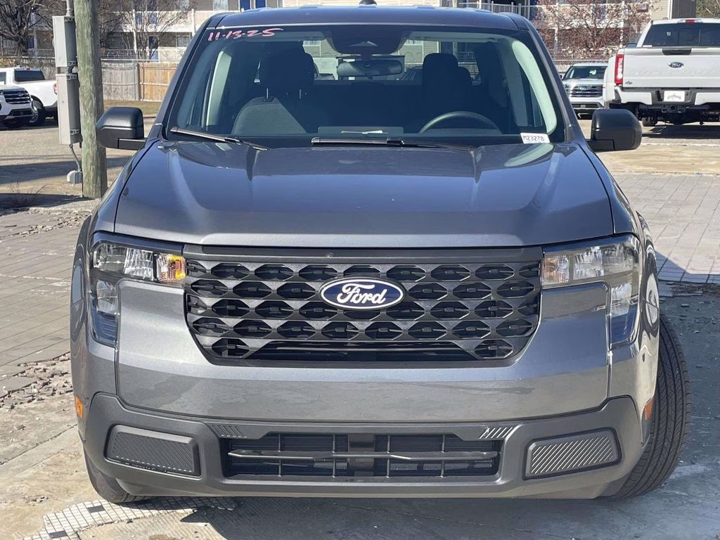 2025 Gray Metallic Ford Maverick XL AWD Truck