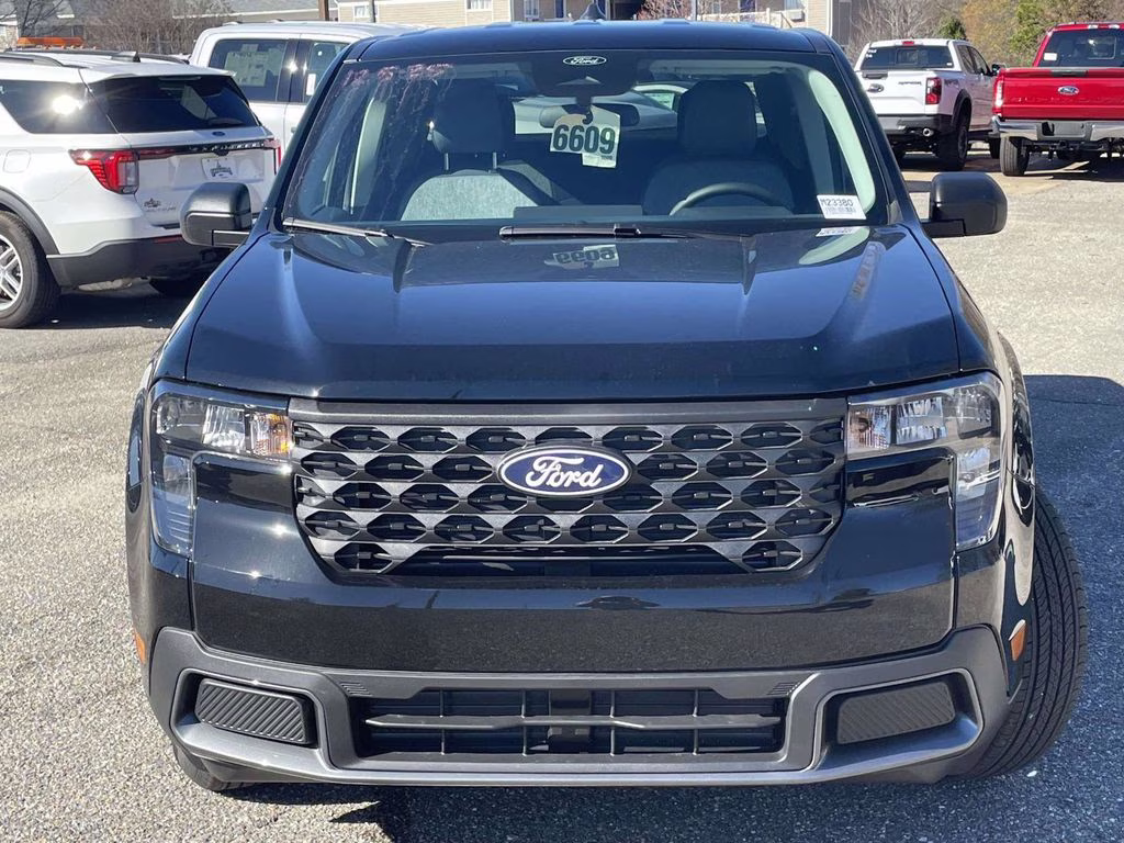 2026 Shadow Black Ford Maverick XLT FWD Truck