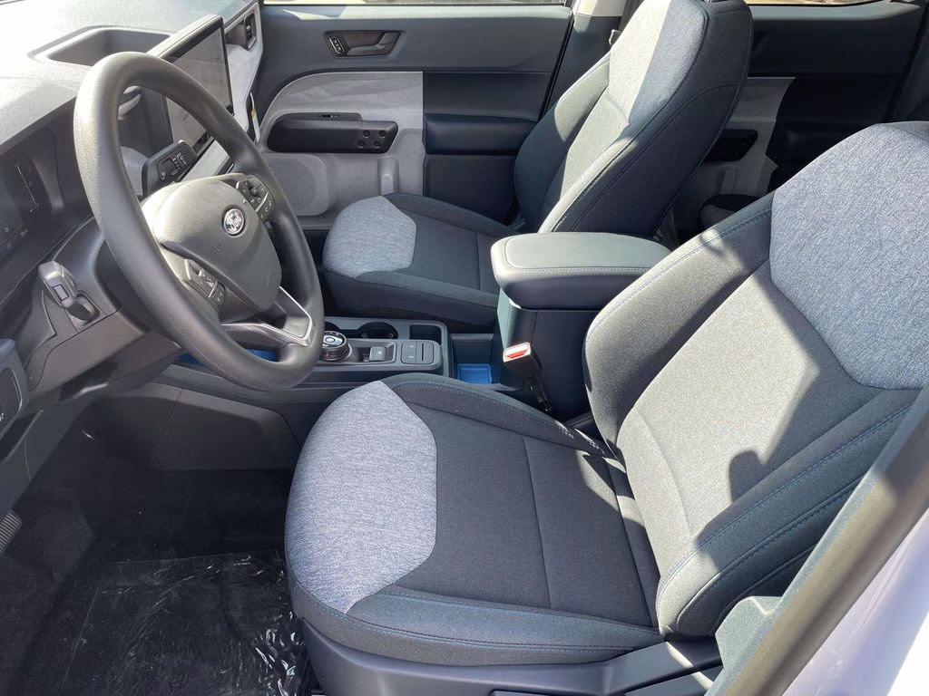 2026 Space White Metallic Ford Maverick XLT AWD Truck