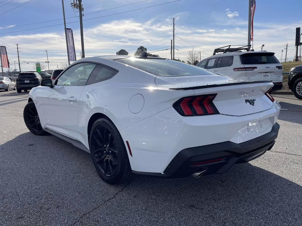 2026 Oxford White Ford Mustang EcoBoost RWD Coupe