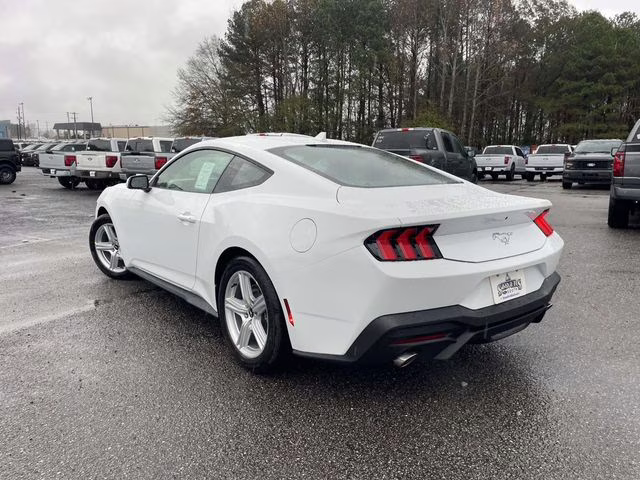 2026 Oxford White Ford Mustang EcoBoost RWD Coupe