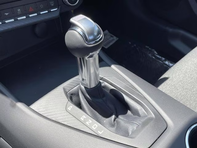 2025 Oxford White Ford Mustang EcoBoost RWD Coupe