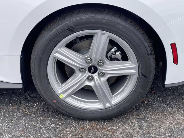 2026 Oxford White Ford Mustang EcoBoost RWD Coupe