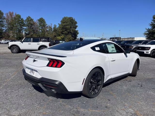 2026 Oxford White Ford Mustang EcoBoost RWD Coupe
