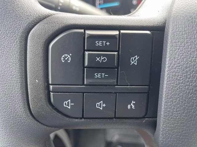 2025 Oxford White Ford Super Duty F-250 SRW XL 4X4 Truck