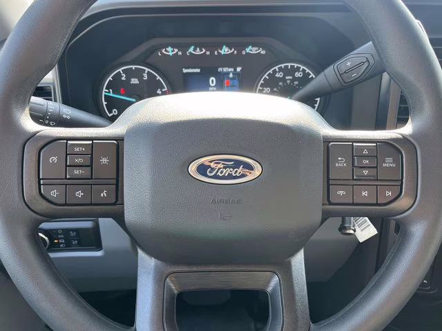 2026 Blue Metallic Ford Super Duty F-350 DRW XL 4X4 Chassis