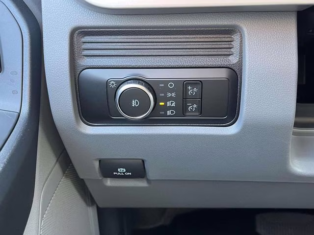 2026 Blue Metallic Ford Super Duty F-350 DRW XL 4X4 Chassis