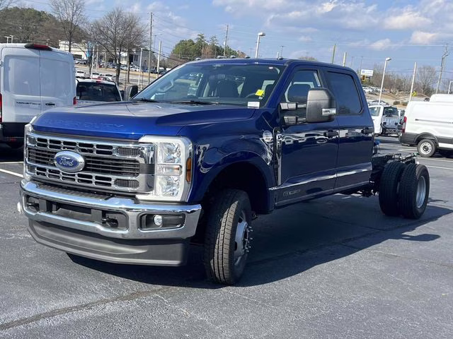 2026 Blue Metallic Ford Super Duty F-350 DRW XL 4X4 Chassis