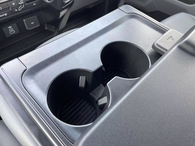 2026 Oxford White Ford Super Duty F-350 SRW XL RWD Chassis