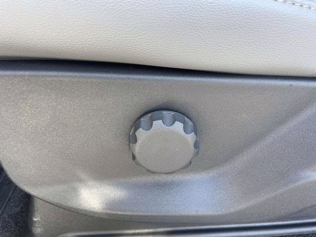 2026 Oxford White Ford Super Duty F-350 SRW XL 4X4 Chassis