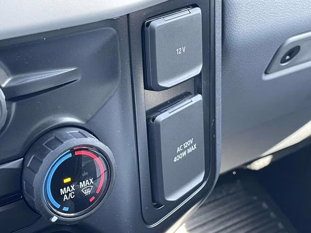 2026 Oxford White Ford Super Duty F-350 SRW XL 4X4 Chassis