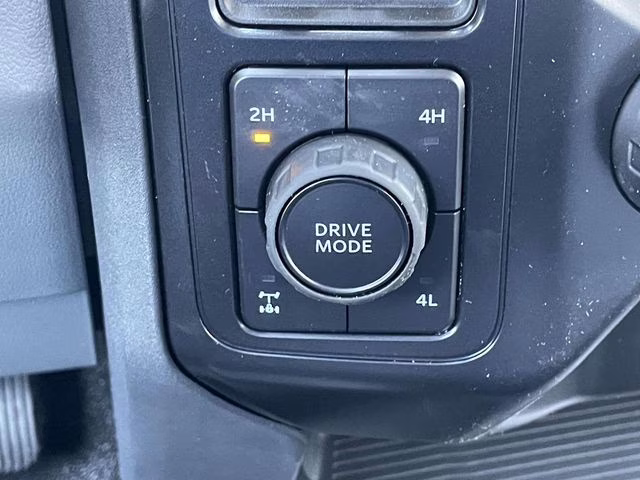 2026 Oxford White Ford Super Duty F-350 SRW XL 4X4 Chassis