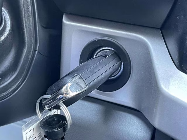 2026 Oxford White Ford Super Duty F-350 SRW XL 4X4 Chassis