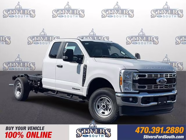 2026 Oxford White Ford Super Duty F-350 SRW XL 4X4 Chassis