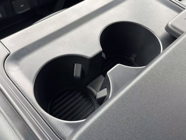 2026 Oxford White Ford Super Duty F-350 DRW XL RWD Chassis