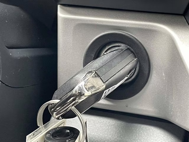 2026 Oxford White Ford Super Duty F-350 DRW XL RWD Chassis