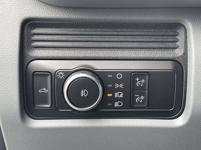 2026 Oxford White Ford Super Duty F-350 DRW XL 4X4 Chassis