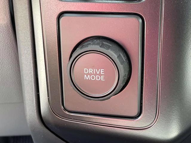 2025 Oxford White Ford Super Duty F-250 SRW XL RWD Truck