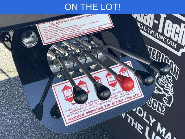 2026 Oxford White Ford Super Duty F-550 DRW XL RWD Chassis