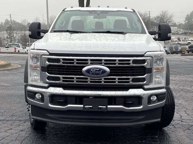 2026 Oxford White Ford Super Duty F-550 DRW XL 4X4 Chassis