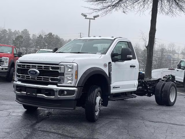 2026 Oxford White Ford Super Duty F-550 DRW XL 4X4 Chassis