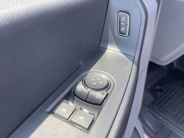 2025 Oxford White Ford F-600SD XL 4X4 Chassis