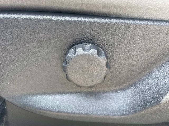 2025 Oxford White Ford F-600SD XL 4X4 Chassis